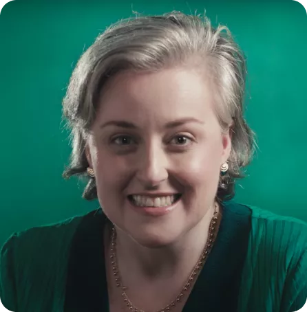 imagem de uma mulher sorrindo imagem de uma mulher sorrindo