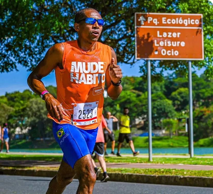 Atleta correndo Atleta correndo
